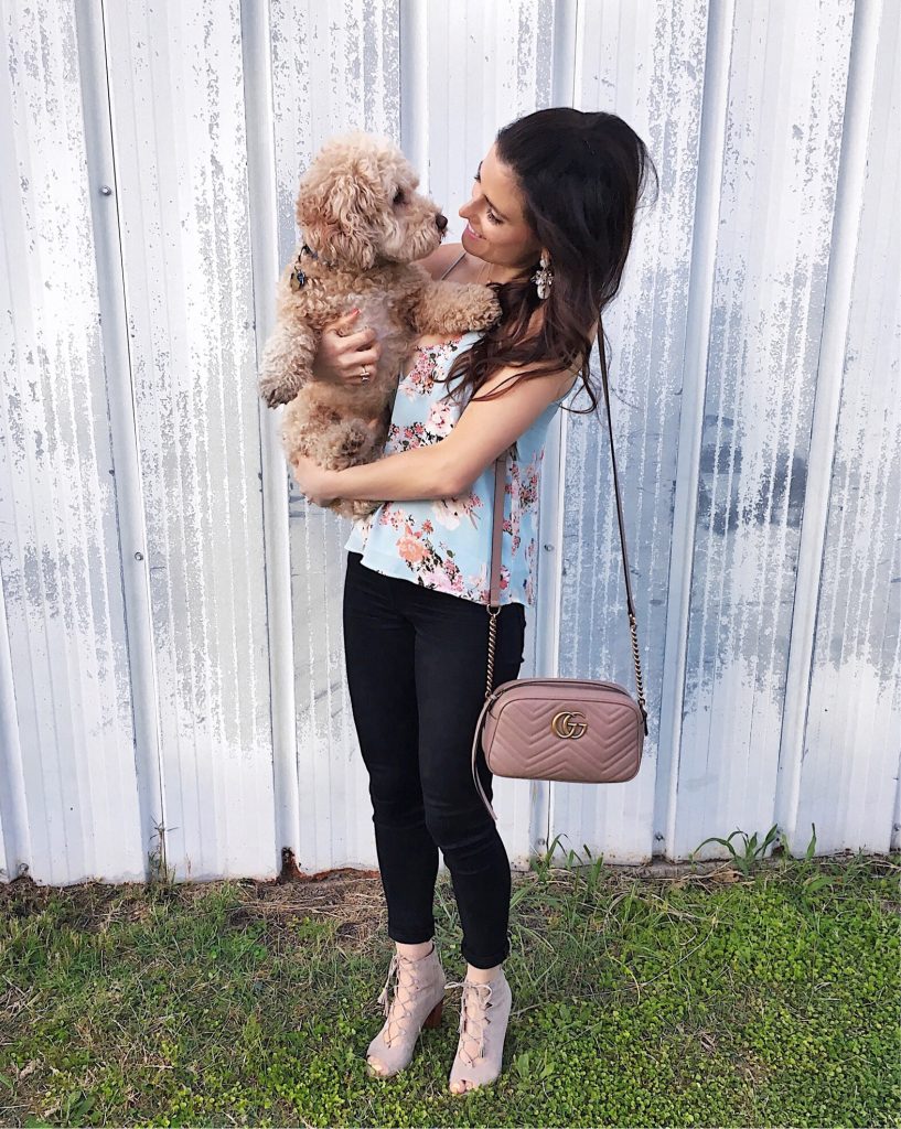 style-beacon-michelle-kuta-zuzek-fashion-blogger-with-puppy-dog-hudson-krista-coated-super-skinny-jeans-noir-coated-lush-keyhole-tank-nordstrom-frye-ash-gabby-ghillie-lace-up-heel-gucci-marmont-matelasse-shoulder-bag-bauble-bar-bliss-drop-earrings