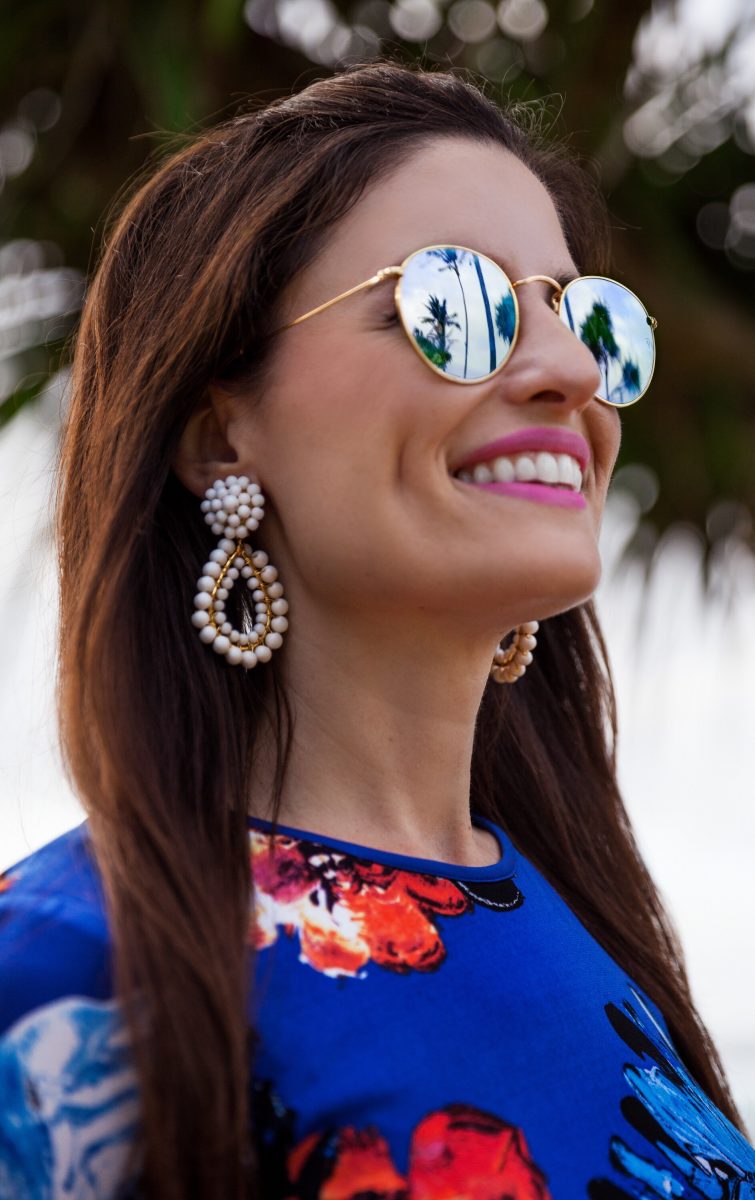michelle-kuta-zuzek-style-beacon-dress-best-sunglasses-for-summer-ray-ban-round-mirror-sunglasses